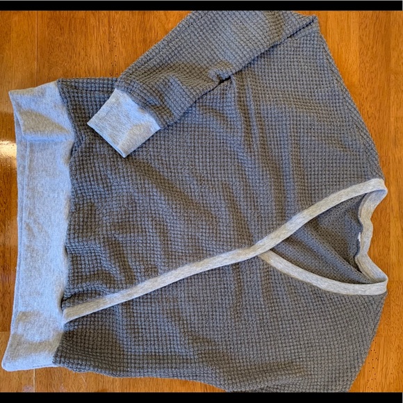 Grey Sweater - Picture 1 of 5